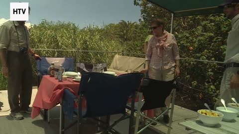 Predator & Prey Chronicles: The Untold Wild Stories