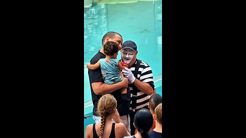 Tom The Mime | Soo Funny Mime