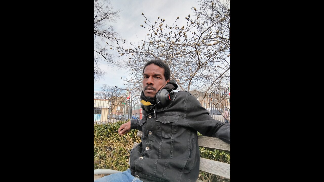 Darius Cauzindaruckuz Peach Pie & Live Conversation