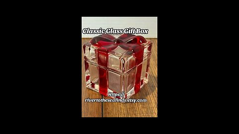 Glass gift box