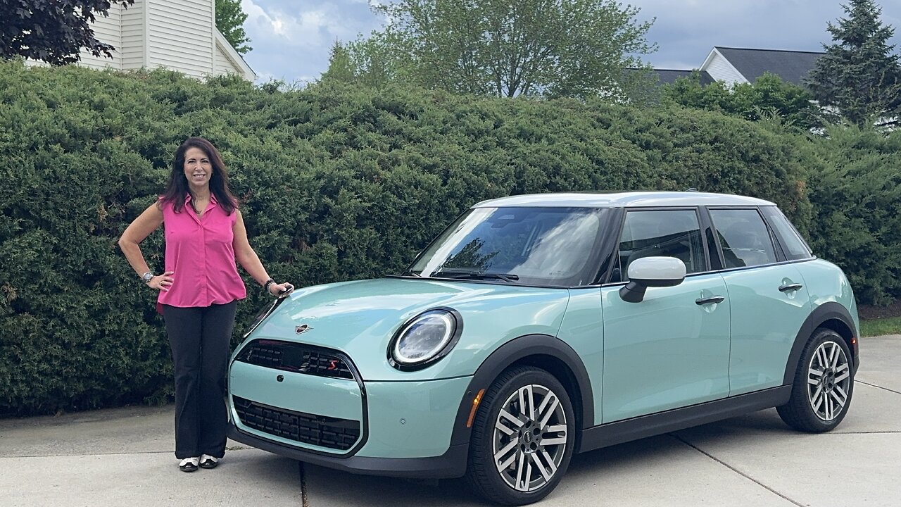 2025 Mini Cooper S Hardtop is TOO Much Fun!