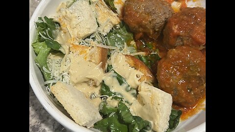 Easy Italian Meatballs & Caesar Salad – Clean, Fresh, and Flavor-Packed!