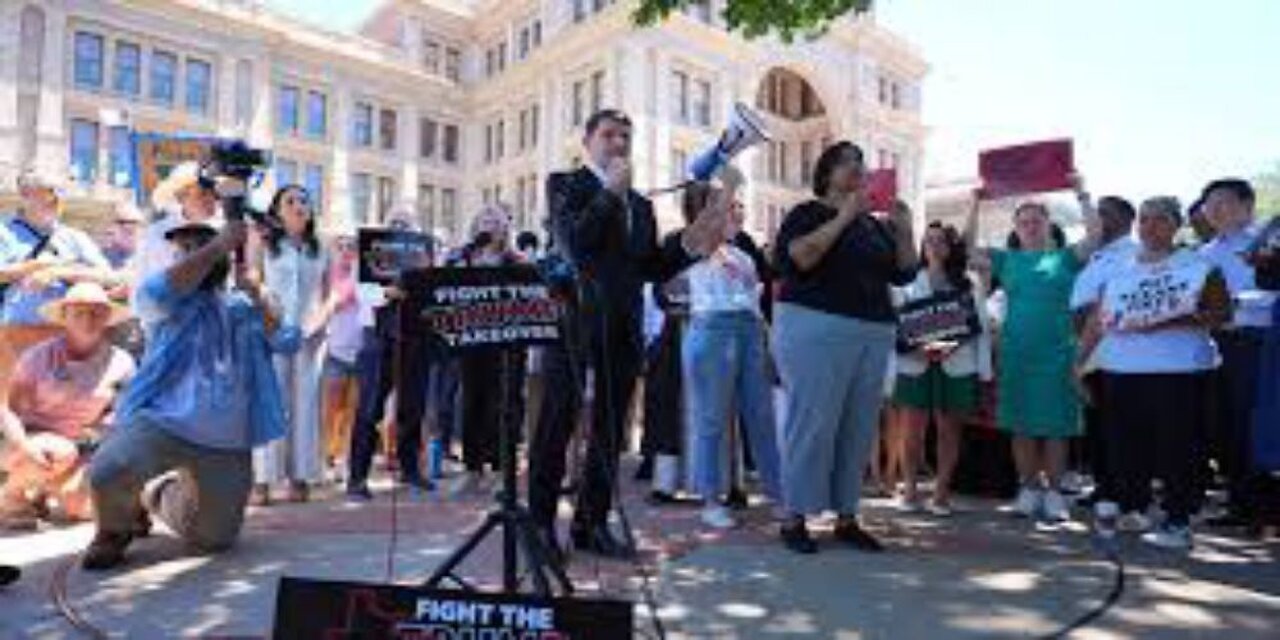 Texas House Approves Arrest Warrants for Democratic Lawmakers