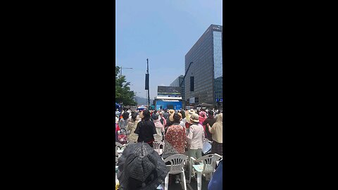 250601