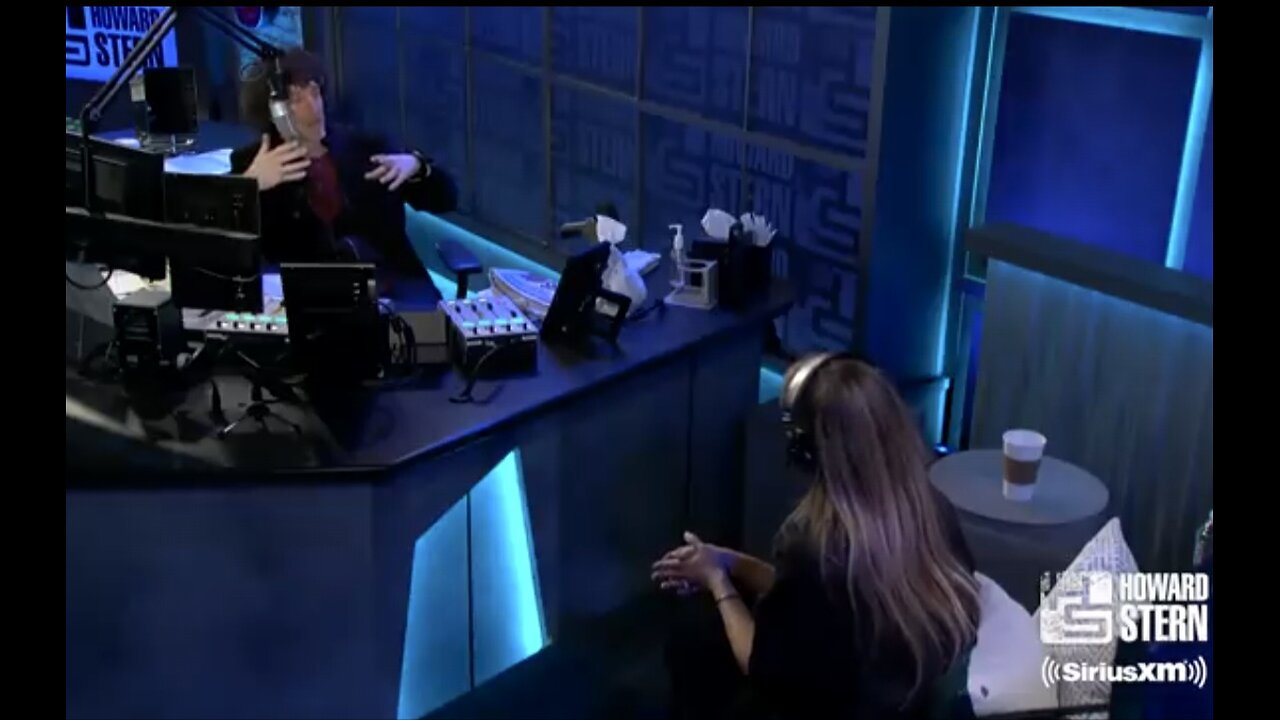 Howard Stern Show w\ Gwyneth Paltrow