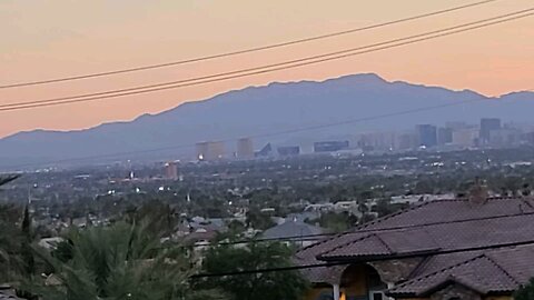 Did you SEE tonight's HOT Las Vegas sunset? Check THIS out! 07.11.2025 #follow #lasvegas #gaming