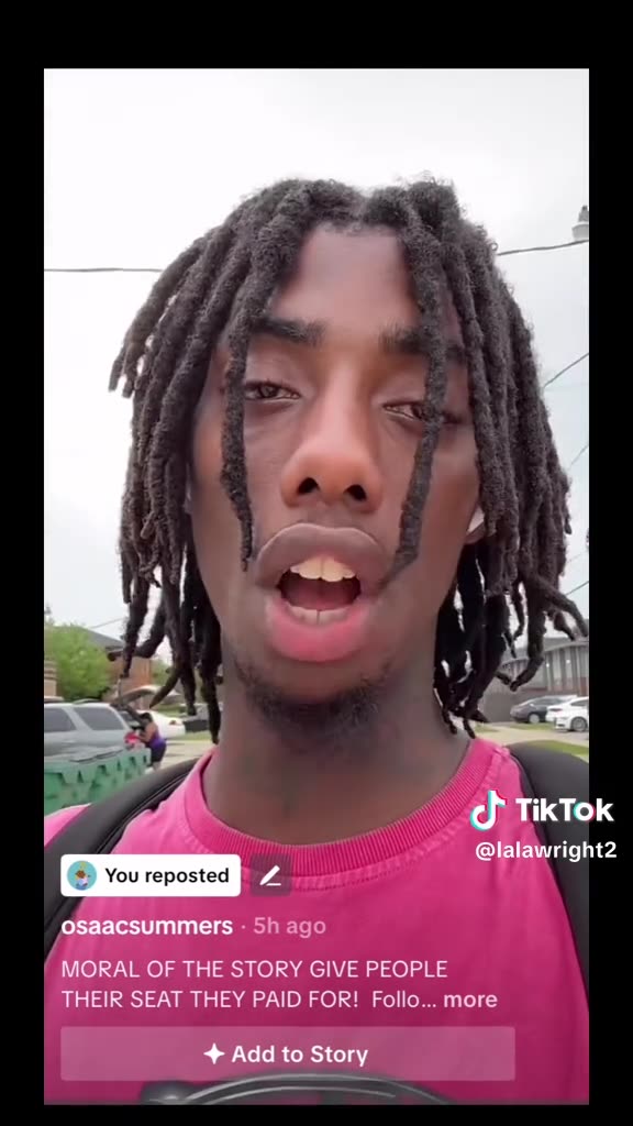 Viral plane incident cause man involved to defend himself