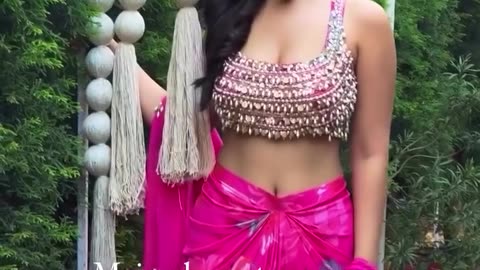 Kisakshi Jaipur Pink Lehenga for Weddings | Luxury Pret at Muzai