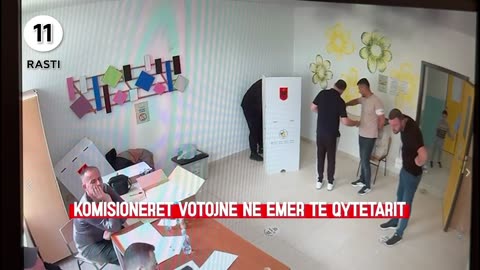 Bardhi publikon VIDEO-n: Patronazhistët e PS kontrolluan votimin në qarkun Fier