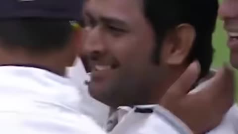 Thala Dhoni Special Bowling Kevin Peterson Wicket
