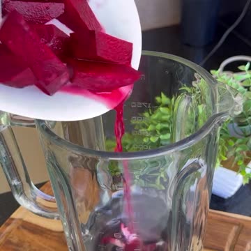 Mix beetroot with lemon