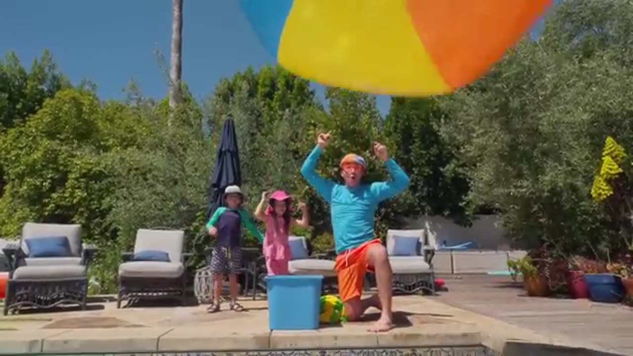 Blippi Takes Swimming Lessons | Blippi - Learn Colors and Science