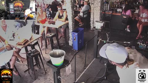 LIVE Music Everyday!