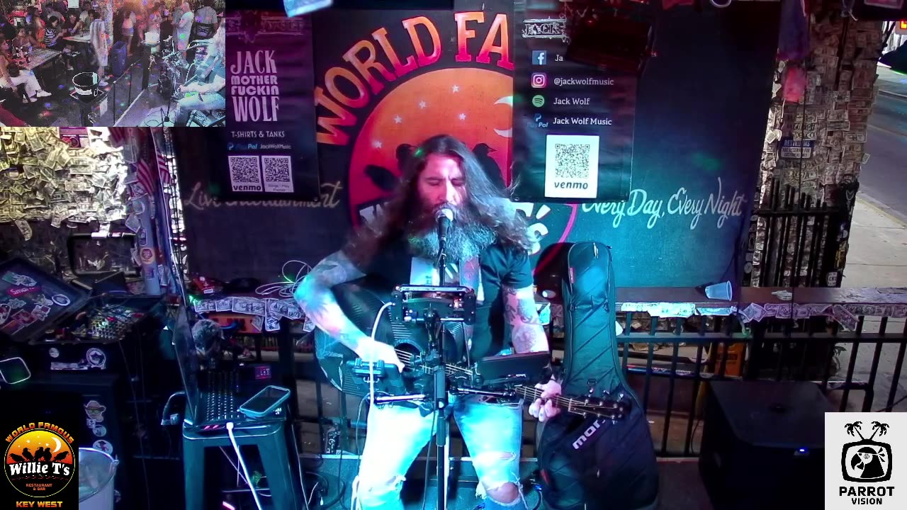 LIVE Music Everyday!