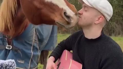 Loves Music