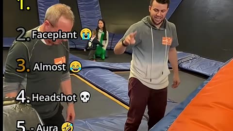 DON'T CHECK THE SOUND 😭😭