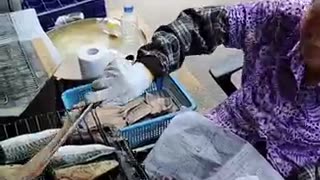 The Best Grilled Fish in Korea?! 90-Year-Old Grandma’s Legendary Set Meal | Korean Street Food