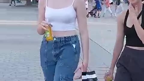 Beautiful girl videos in beautiful smile 😁