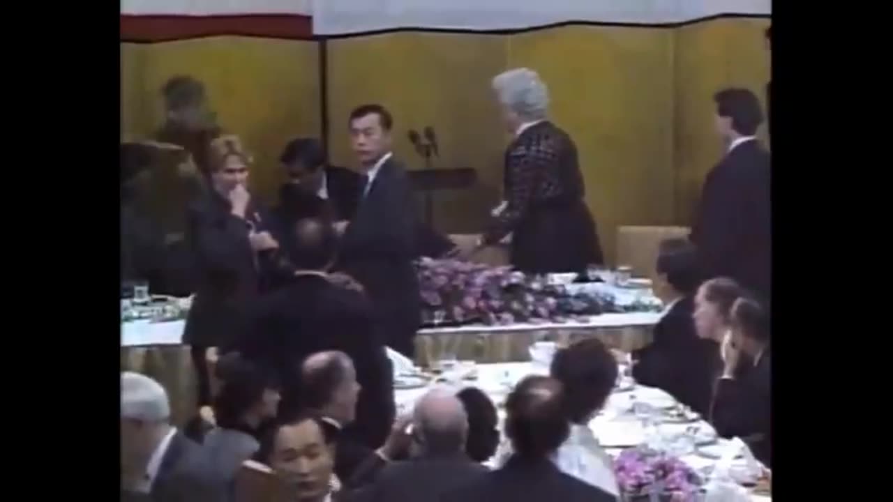 George Bush Vomits on Japan's PM and Passes Out (1992)