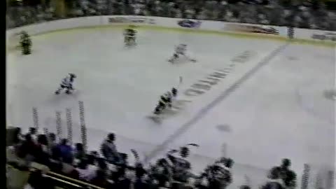 NHL 1985 MINNESOTA NORTH STARS AT BUFFALO SABRES