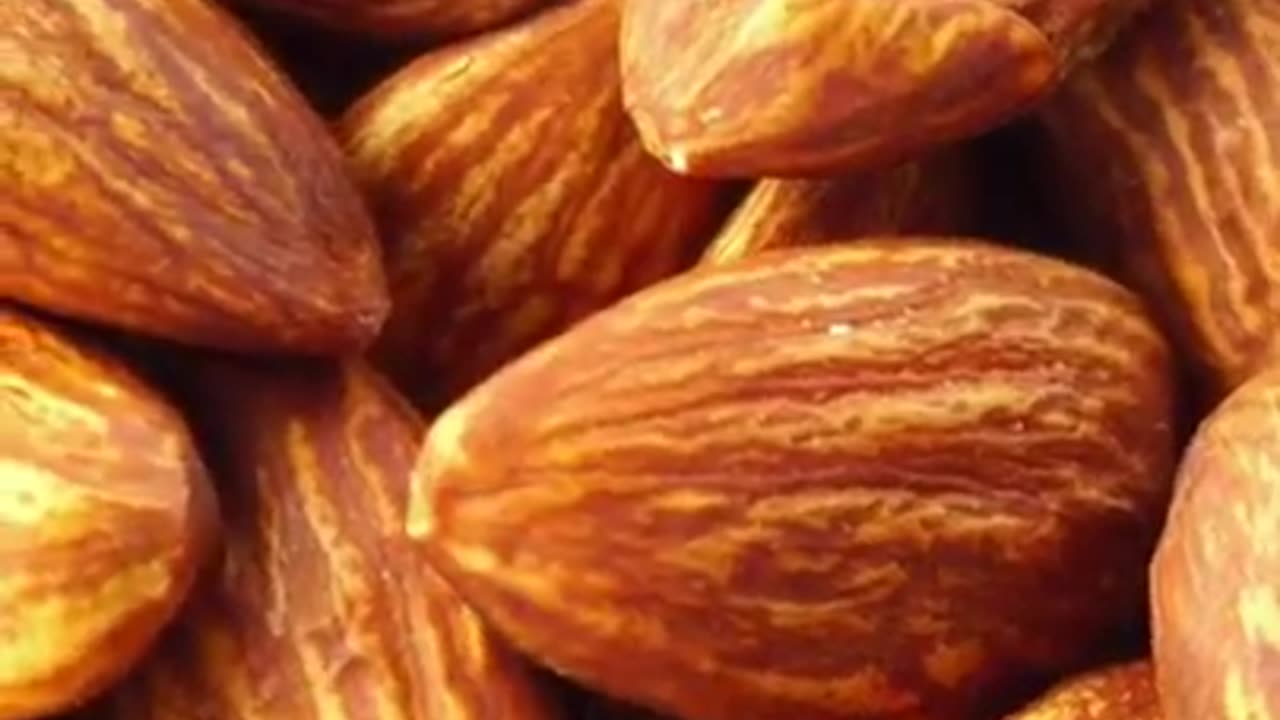 Health Benefits of Almonds & Fox Nuts