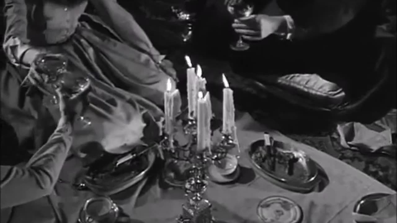 Thriller—The Hungry Glass