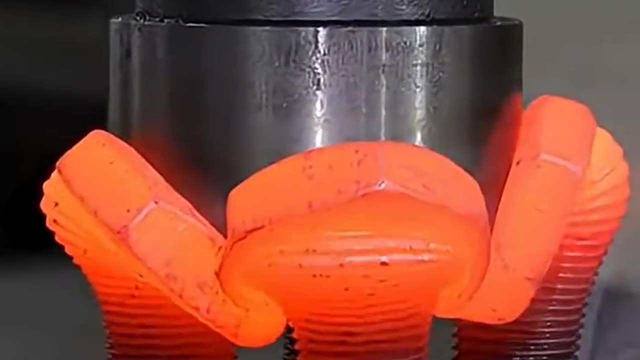 Hydrolic press red steel