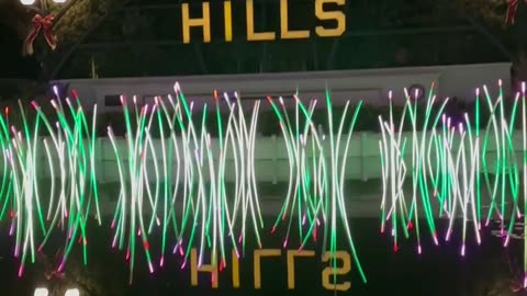 Iconic Beverly Hills Sign Sparkles at Night! 🌟🎄
