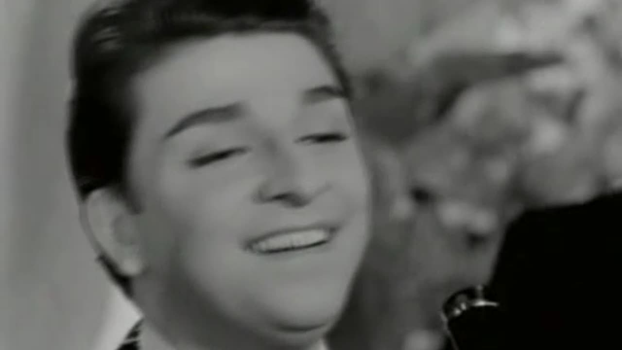 BİR TATLI TEBESSÜM