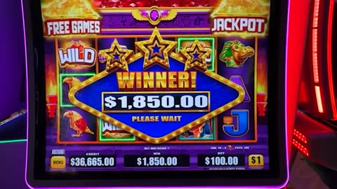 Crazy Jackpots on Spooky Link!