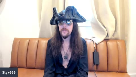 Monday LIVE FROM HELL! News and Bantz!
