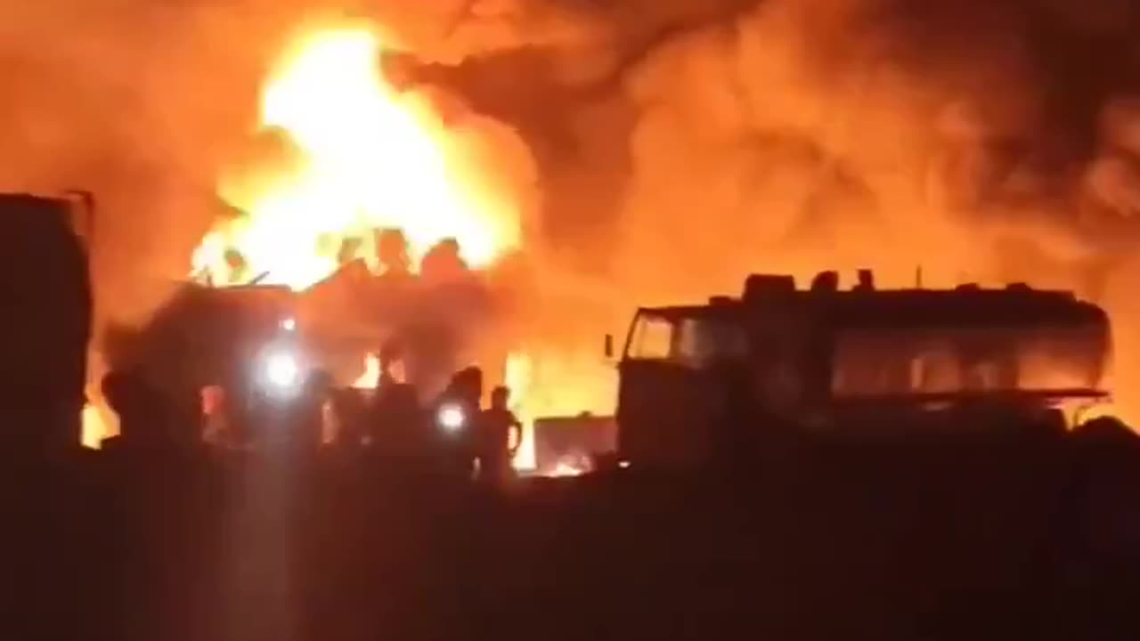 A powerful explosion at an oil refinery in eastern Deir ez-Zor.