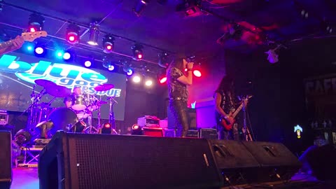 Blue goo residue ( live)