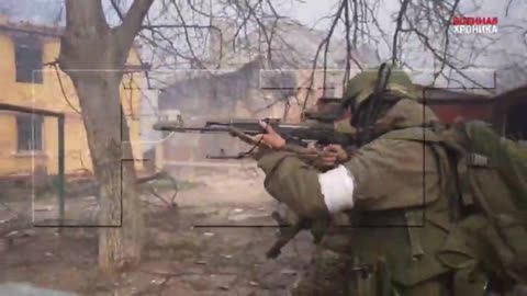 03 30 2022 Mariupol, approach to the Azovstal plant