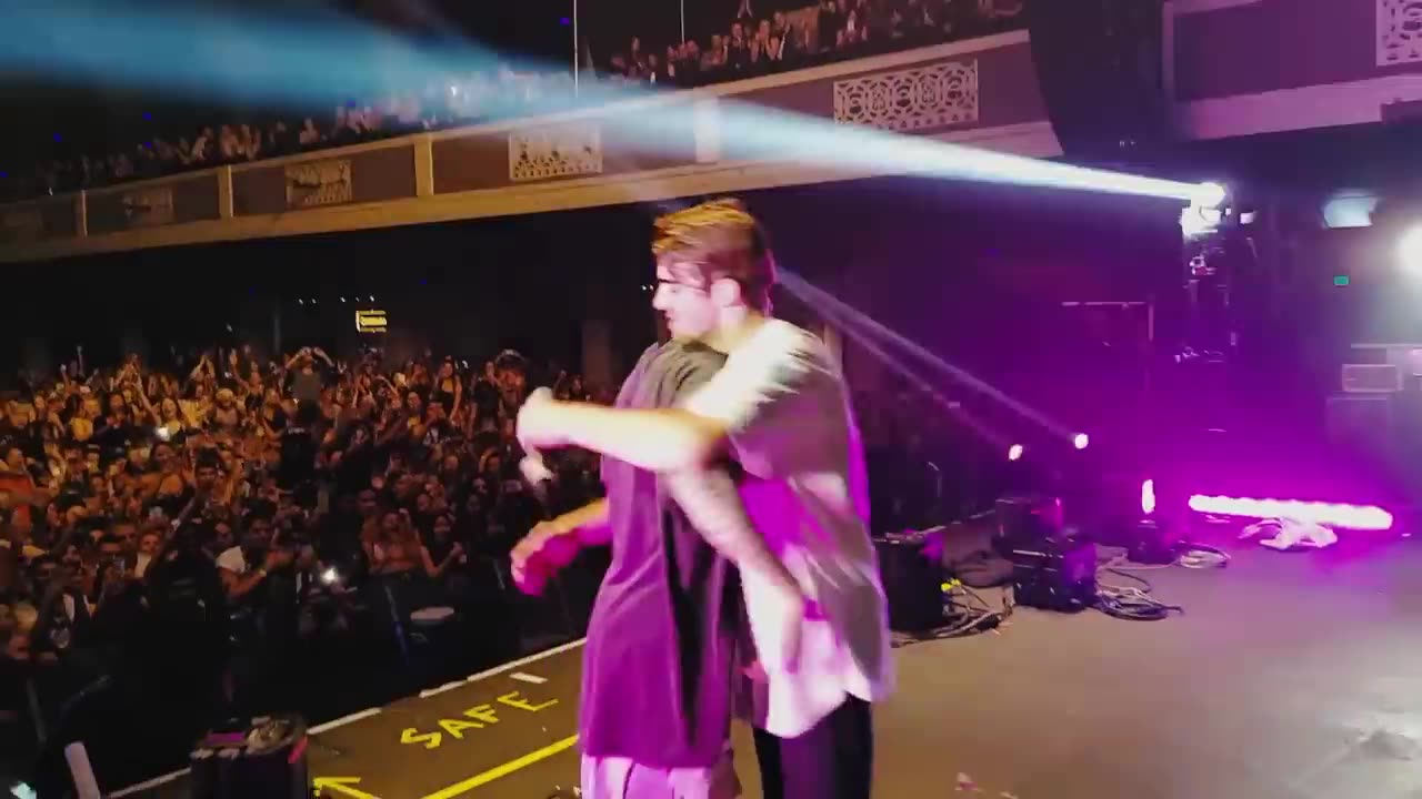 JustinBieberOficial -Company