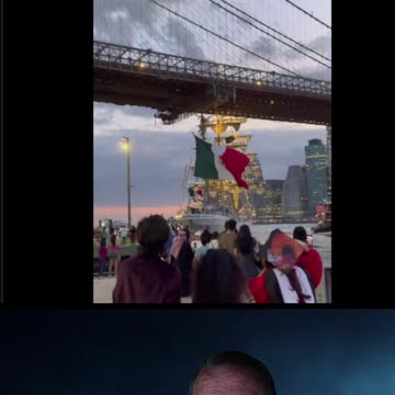 Ship with Mexican flag carrying 200 people hits the Brooklyn Bridge