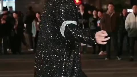 Michael Jackson impersonator is going viral for his uncanny resemblance to the pop legend.