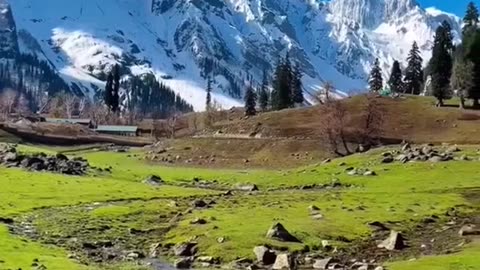 Icelands green mountains Natures pure serene beauty