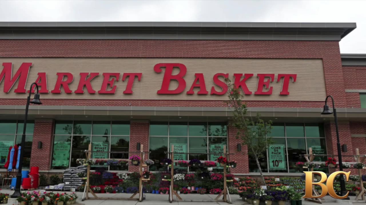 Market Basket CEO is put on leave in new spat at family-controlled supermarket chain