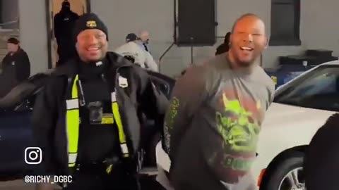 Guy in Philadelphia gets arrested by his twin brother