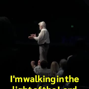 ✨ Pastor Bob Joyce Leads Acapella 🙌 "Walking in the Light of the Lord”