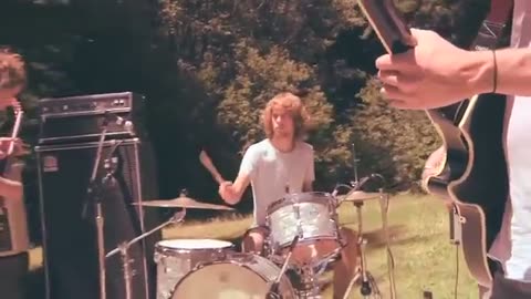 Tame Impala - Why Won't You Make Up Your Mind?