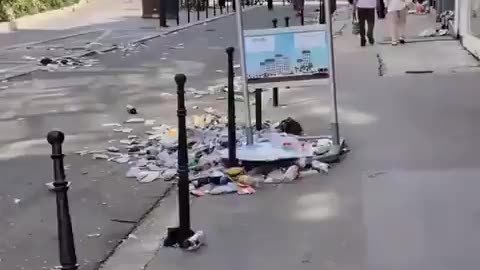 Paris fourth world.