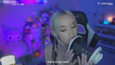 ASMR Veronika Earlicks makes you sleepy