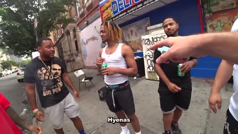 Deep into New York City’s Most Notorious Hood- The Bronx!🇺🇸 (720p60fps)