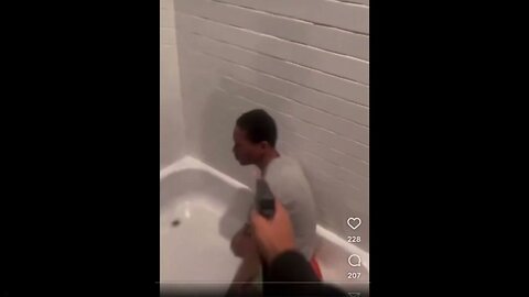 ANIMALS: Chicago Thugs Kidnapping, Robbing, And Pistol Whipping Teens