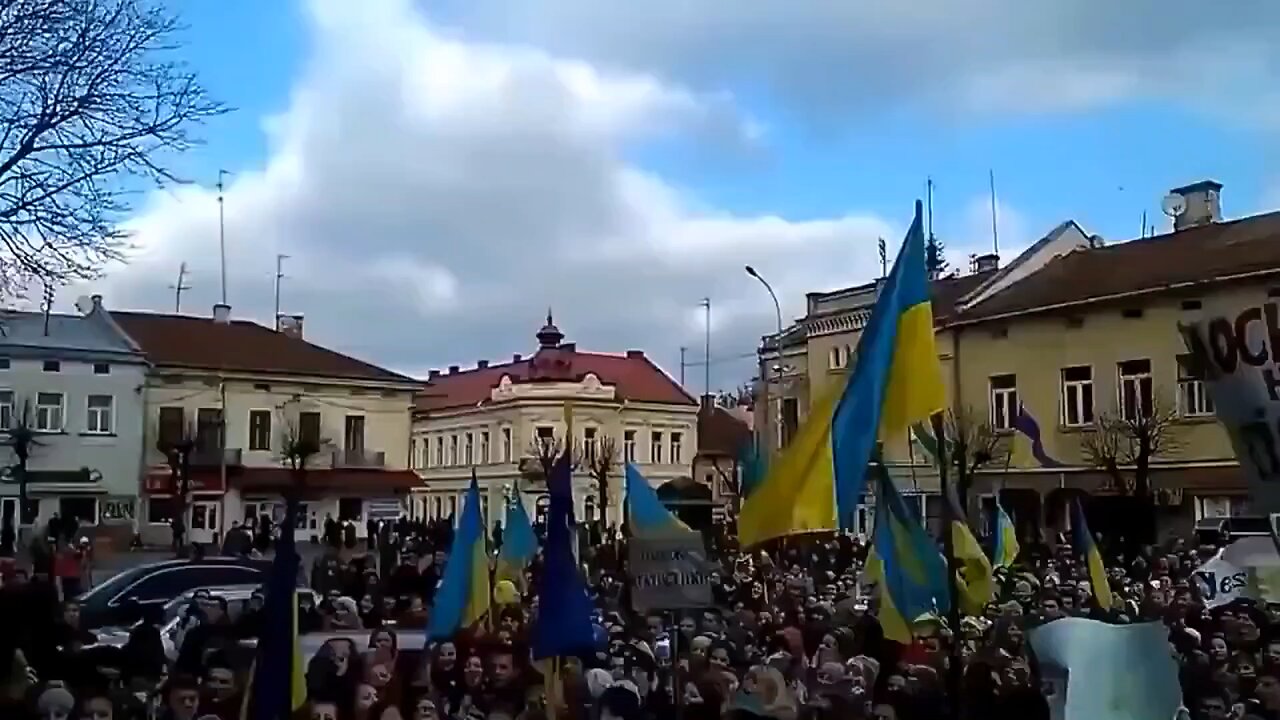 A video from November 27, 2013, has circulated on social media.