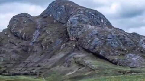 "Unearthed Wonders: Discover How Rocks Were Once Alive with Life's History"