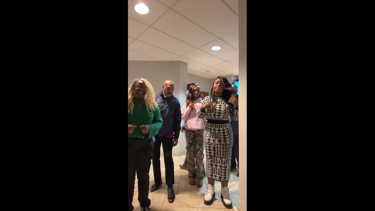 Something about the Holy Ghost #scootchallenge #quartet 💃🏽🕺🏽 #BrownStrong