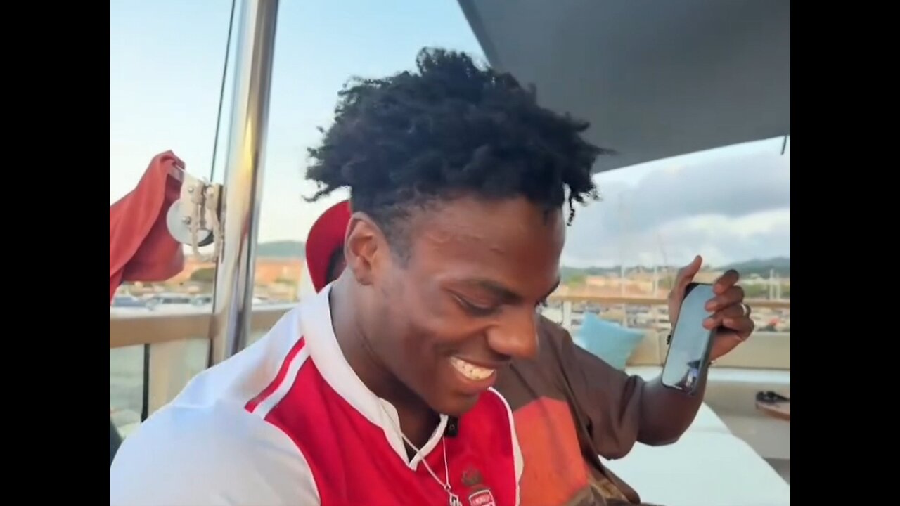 Zlatan Ibrahimovic presses speed Live on stream